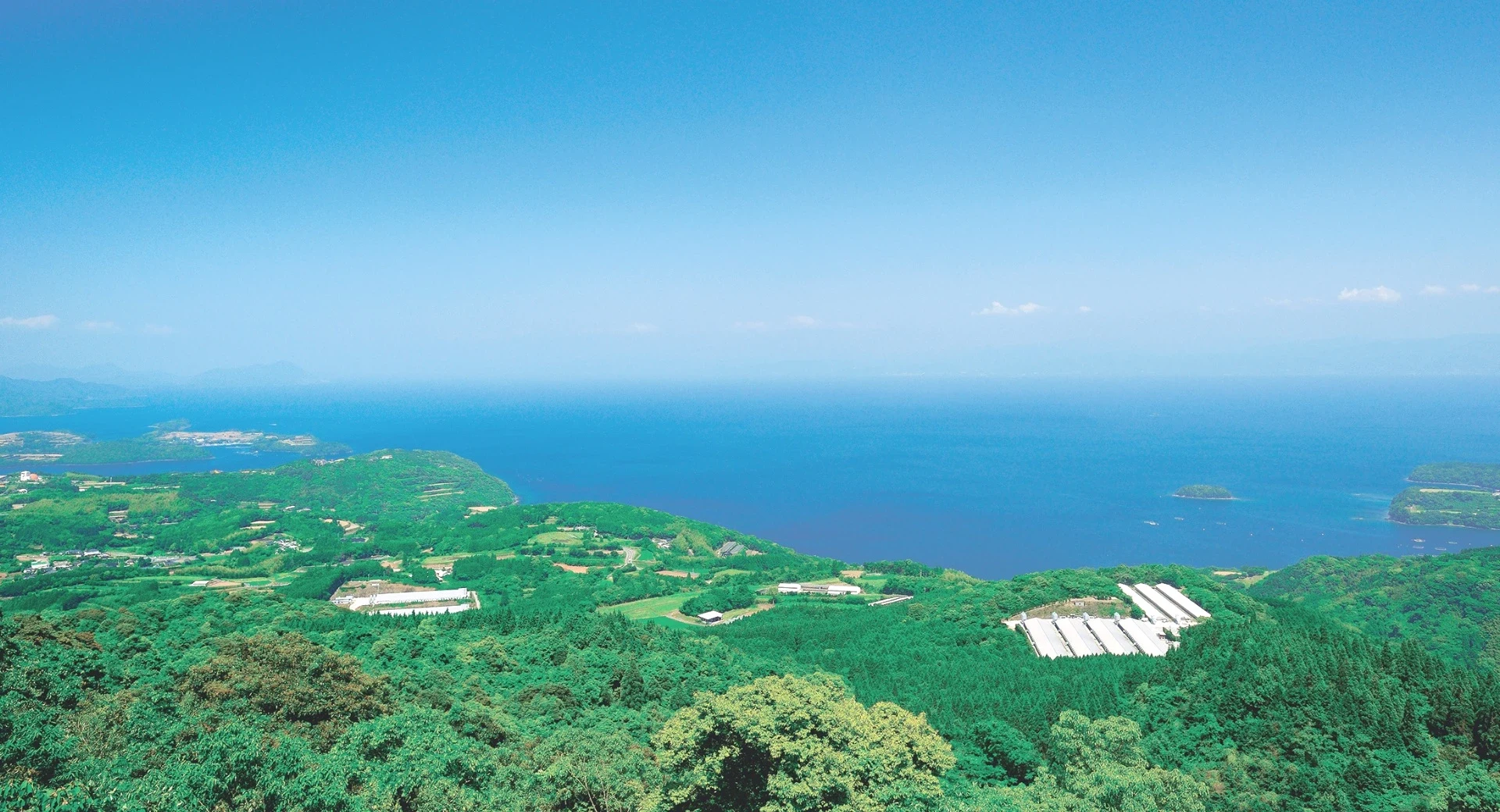 マルイ農協グループ公式サイトに掲載された海と山の風景